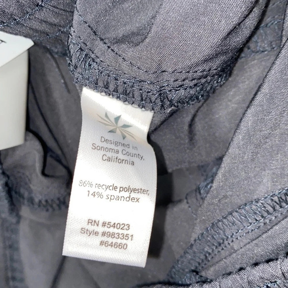 Athleta grey athletic pants size 2 - Picture 4 of 6